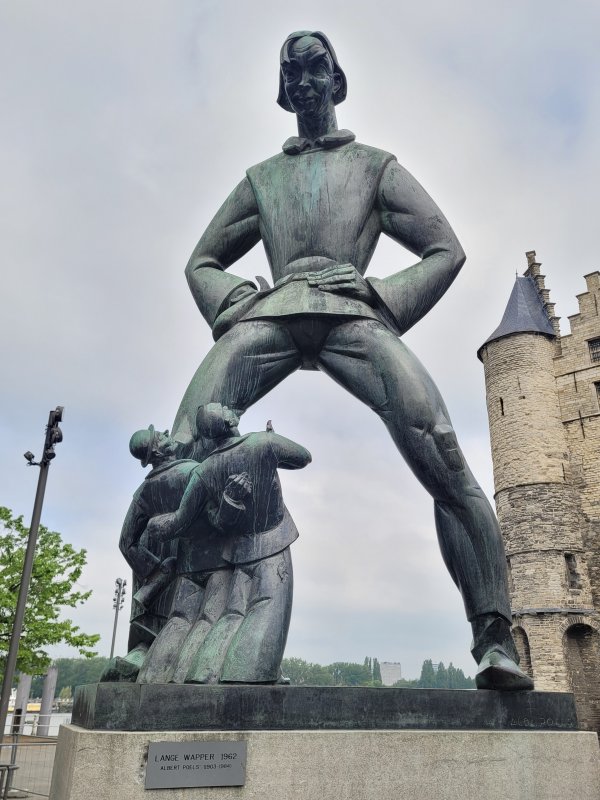 Lange Wapper Statue, Het Steen, Antwerp, Belgium