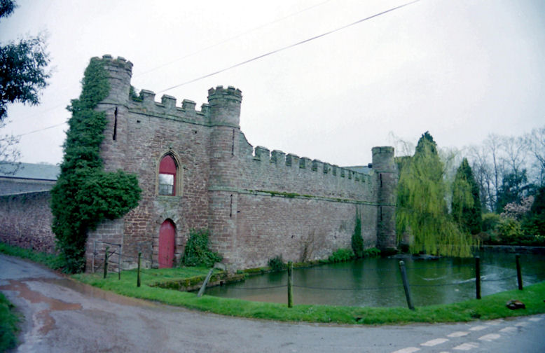 Bollitree Castle, Herefordshire