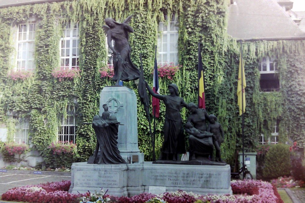Closer view of the War Memorial, Dinant, Belgium