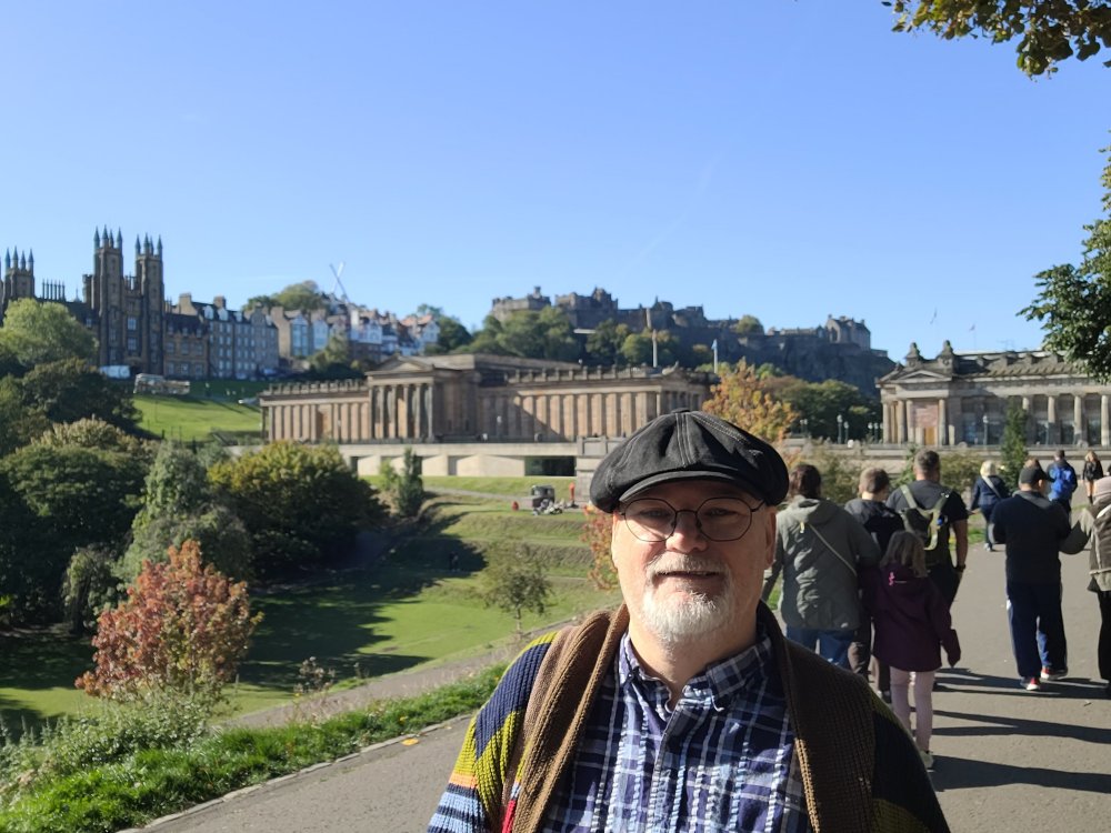 Gallery 2025 : Chilling in Edinburgh (2)
