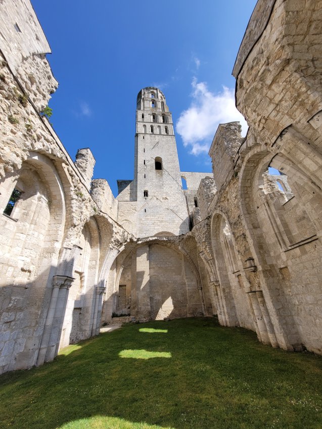 The Ruins of Abbaye de Jumi�ges, Normandy, France