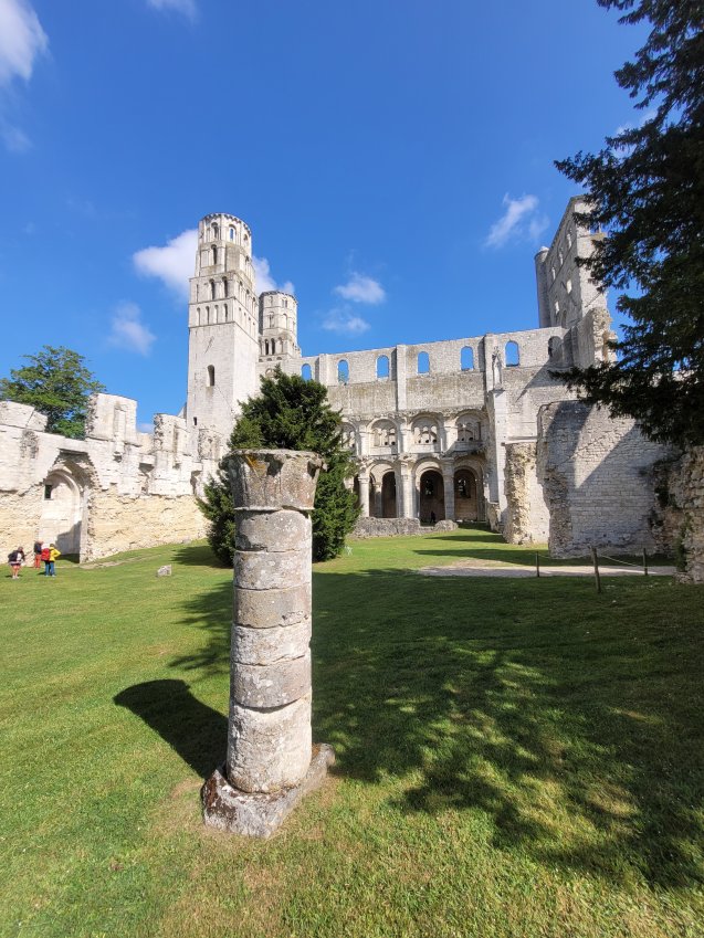 The Extensive Ruins of the Abbaye at Jumi�ges, Normandy, France