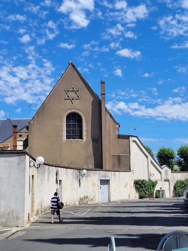 Synagogue, Orl�ans, France